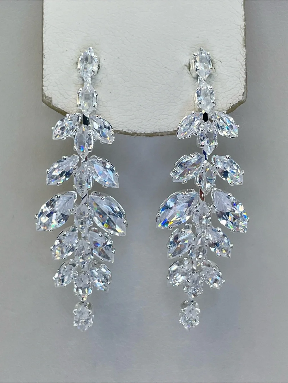 Swarovski Crystal Elements White Crystal Bridal Dangle Earrings Formal Statement